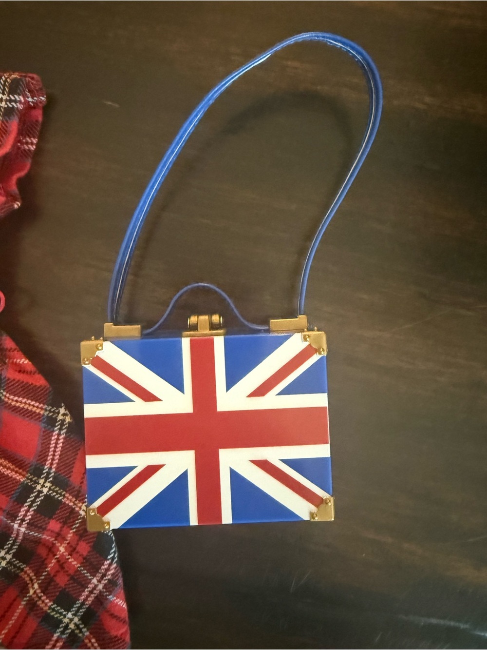 American Girl World Traveler in England PLUS English Souvenir Set - Picture 4 of 8
